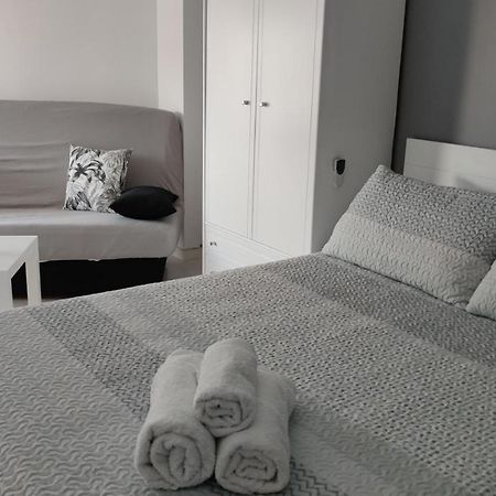 Estudio Torrox Playa- Vistas Al Mar Y Piscina Zewnętrze zdjęcie