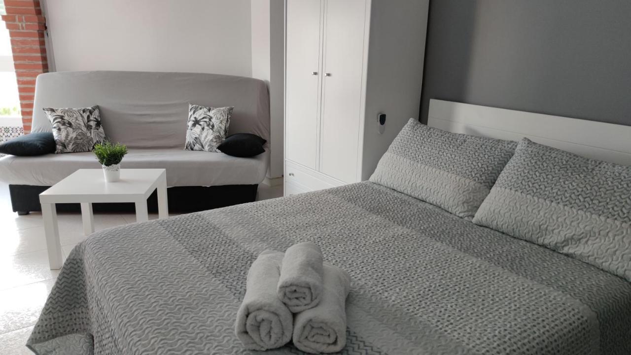Estudio Torrox Playa- Vistas Al Mar Y Piscina Zewnętrze zdjęcie